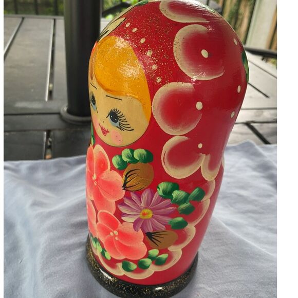 Vintage Nesting Dolls 5 Piece - Picture 2 of 9